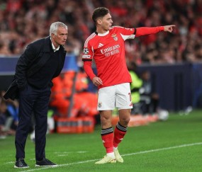 刺激：穆帅率队4连败，切尔西2-2，巴萨3-3，国米2-1，曼城4-1