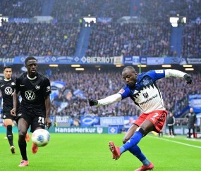 德甲第8轮，20岁丹麦新星达吉姆一剑封喉，沃尔夫斯堡1-0战胜汉堡